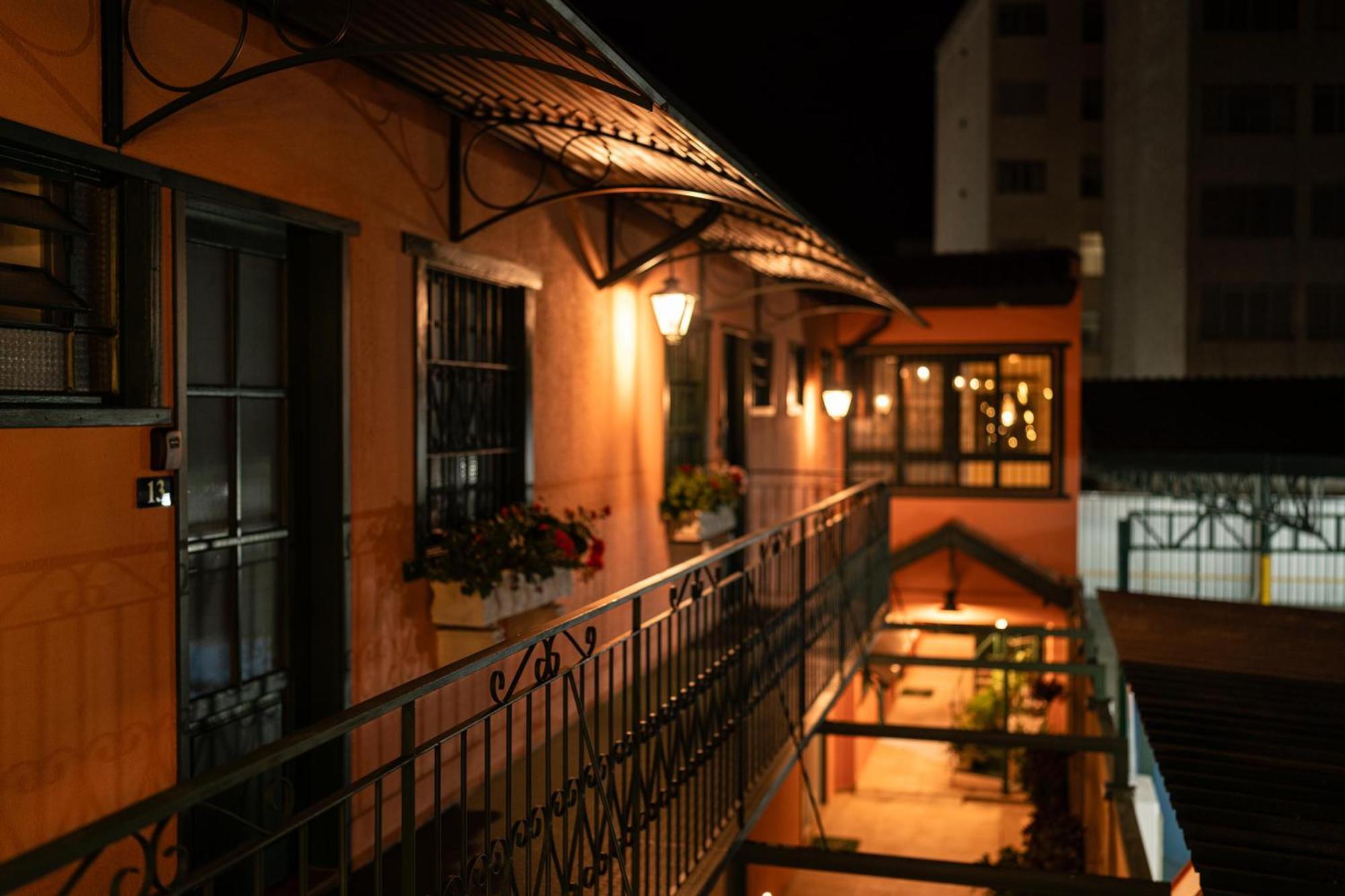 Villa Ida Acomodacoes, Suites Aconchegantes E Charmosas No Centro Serra Negra  Eksteriør billede